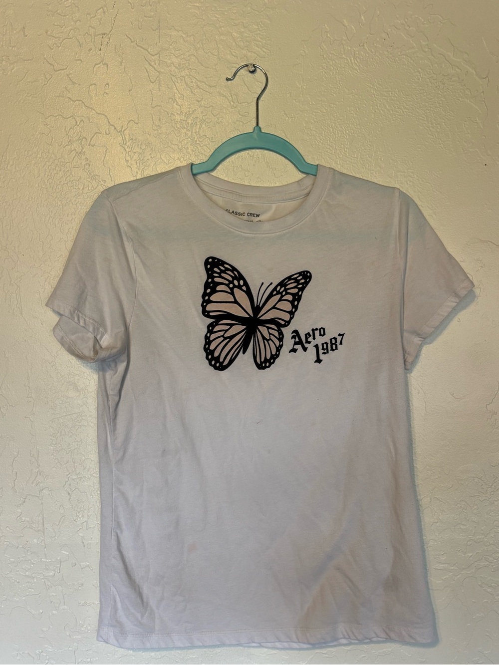 Aeropostale Youth White Tee with Black Butterfly Graphic